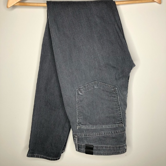 Vince Riley Grey Stripe Skinny Jeans - Picture 3 of 11